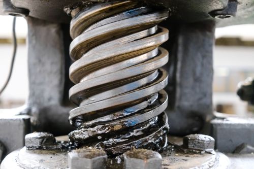 The Impact of Hydraulic Oil Change on Lift Performance